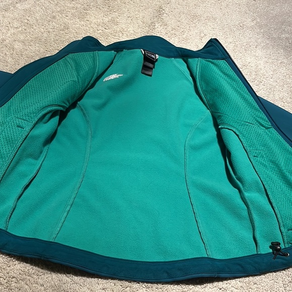 Like new North Face Apex Bionic soft shell jacket - Picture 5 of 8